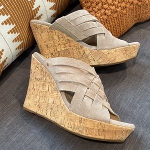 ❤️… Ugg Marta Nude Sandal